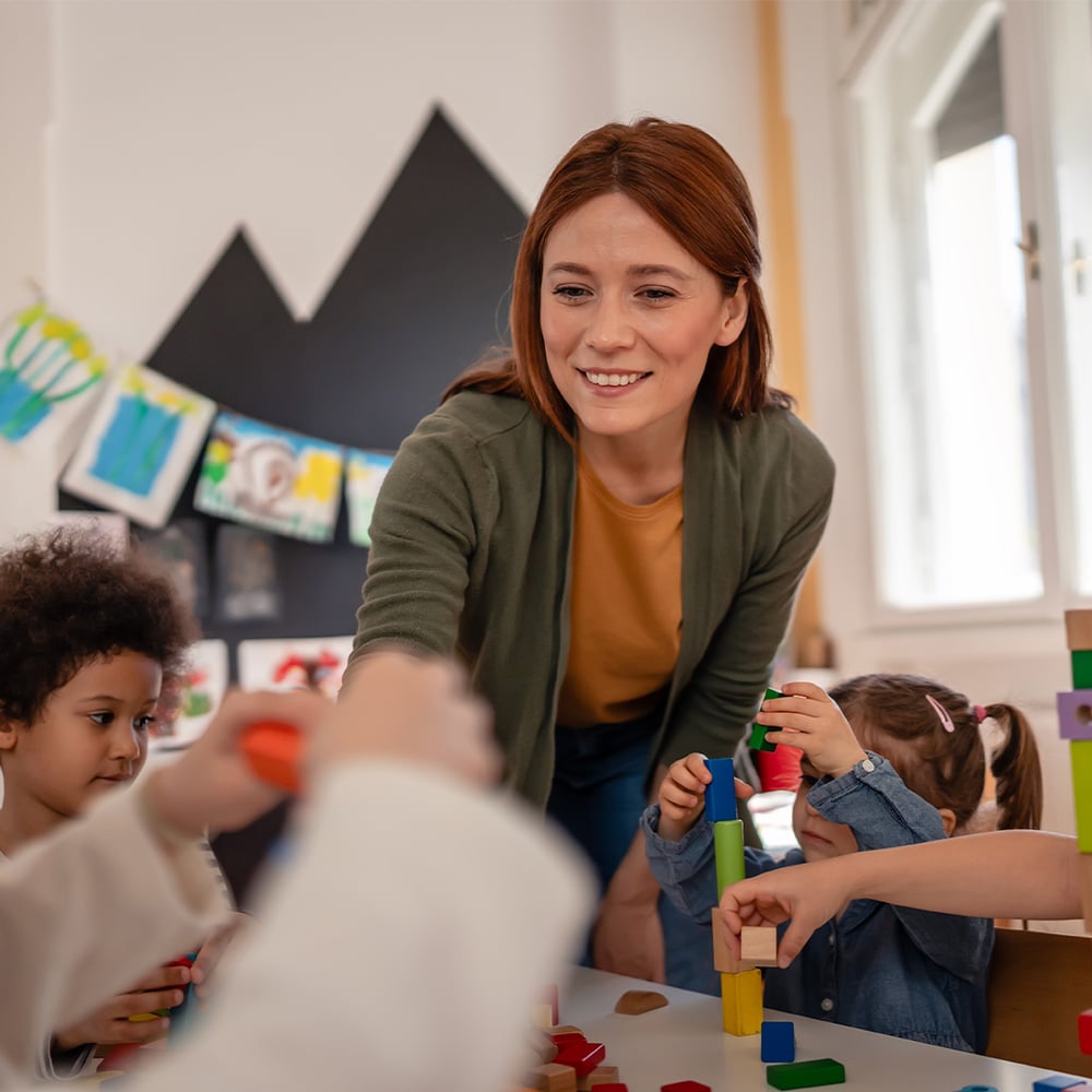 children-building-with-blocks