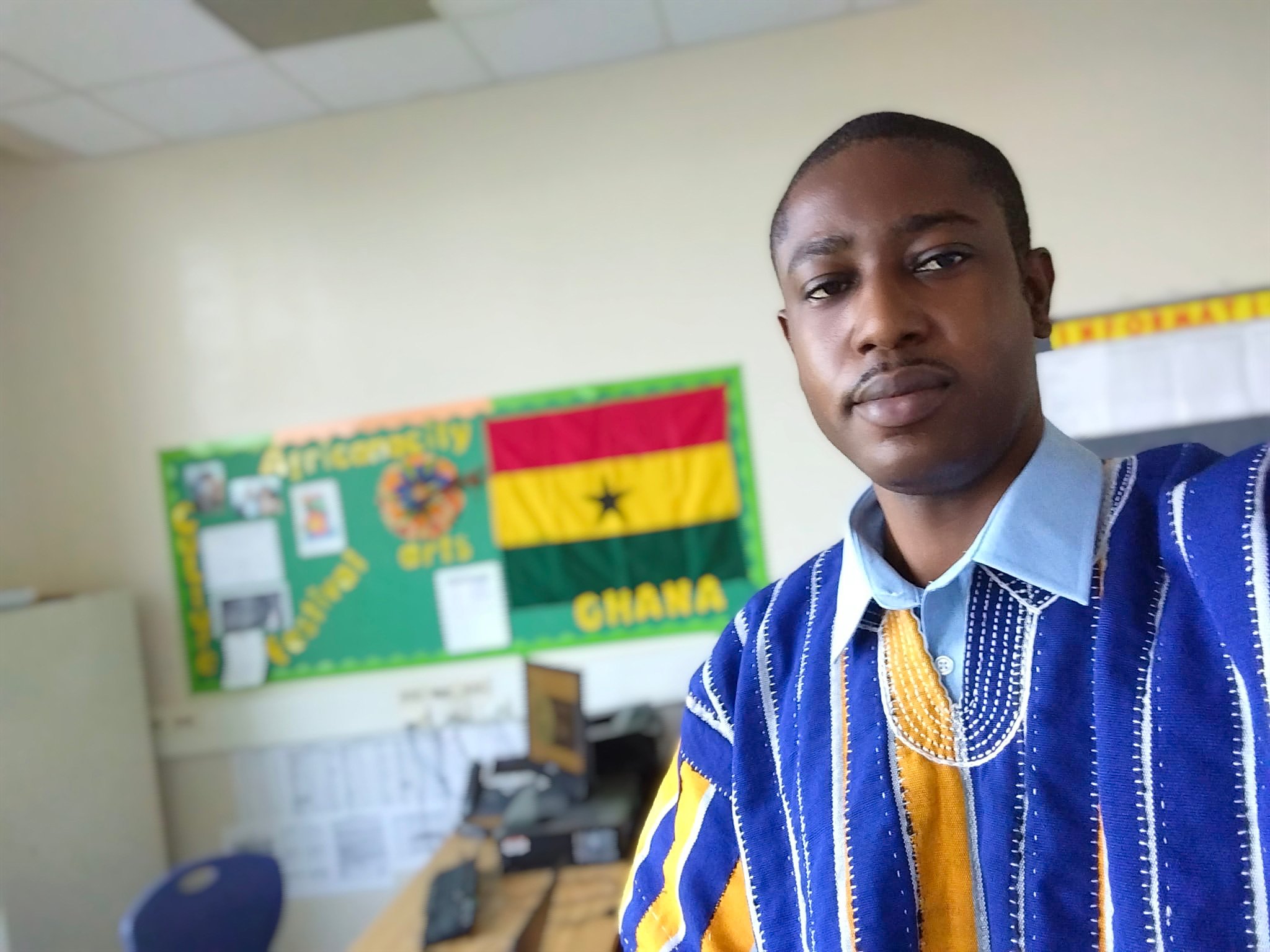 Francis Appiah-Fokuoh Shares Ghana Culture With Students